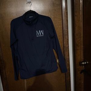 Pull over sweatshirt